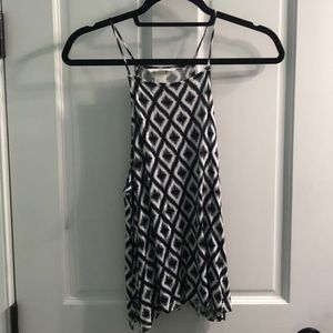 Black and white pattern tank top- S